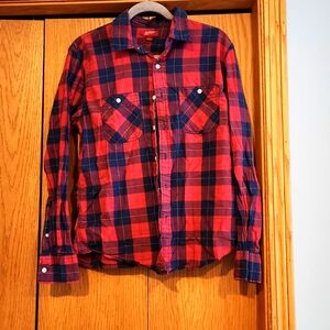 Men's Arizona lightweight cotton blue and red plaid shirt,  size medium